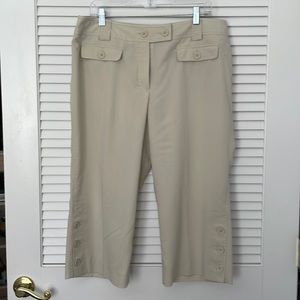 Cato Women’s Capri Size 16